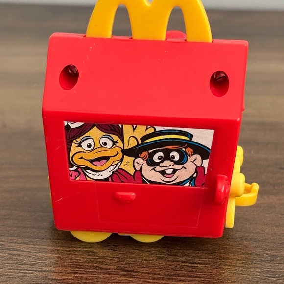 Vintage 1994 McDonald's RONALD MCDONALD Happy Meal Toy Box Birthday Train Car - Picture 6 of 8